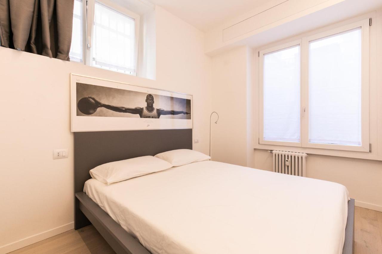 Luxury Apartment - A Due Passi Dal Centro Di Milano Bagian luar foto